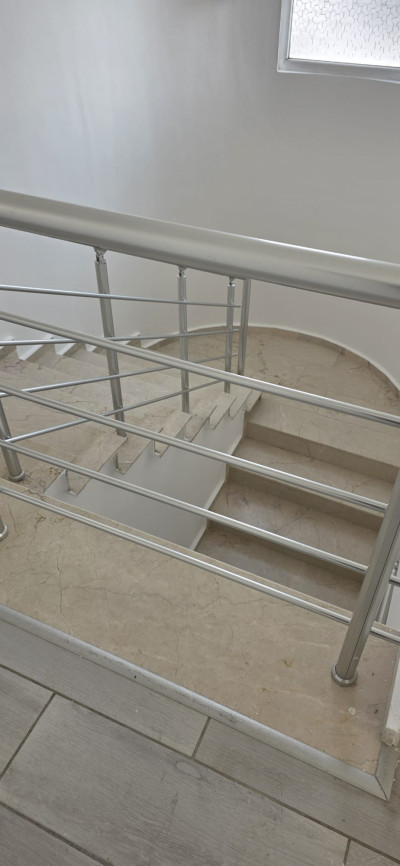 LEFKOŞA/GÖNYELİ’DE SATILIK 3+1 MÜSTAKİL VİLLA-23