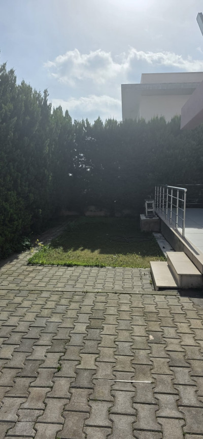 LEFKOŞA/GÖNYELİ’DE SATILIK 3+1 MÜSTAKİL VİLLA-21