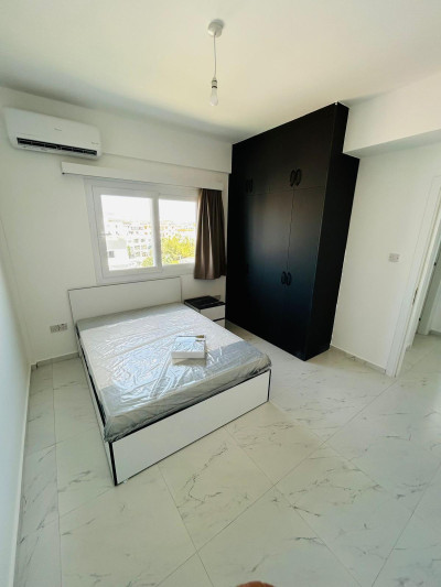 LEFKOŞA/GÖNYELİ MERKEZ’DE KİRALIK 2+1 EŞYALI DAİRE