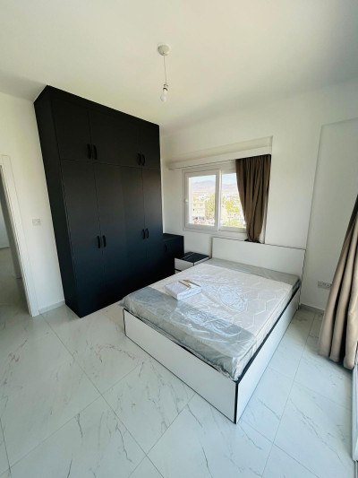 LEFKOŞA/GÖNYELİ MERKEZ’DE KİRALIK 2+1 EŞYALI DAİRE