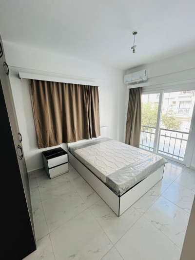 LEFKOŞA/GÖNYELİ MERKEZ’DE KİRALIK 2+1 EŞYALI DAİRE