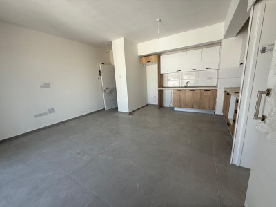 LEFKOŞA/GÖNYELİ MERKEZ 2+1 SATILIK DAİRE-3