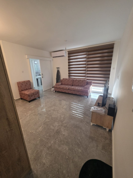 LEFKOŞA/ GÖNYELİ MERKEZ’DE KİRALIK 2+1 DAİRE-1