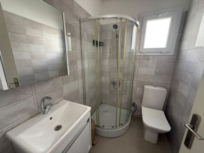 LEFKOŞA / GÖNYELİ MERKEZ – SATILIK EŞYALI 2+1 DAİRE-9