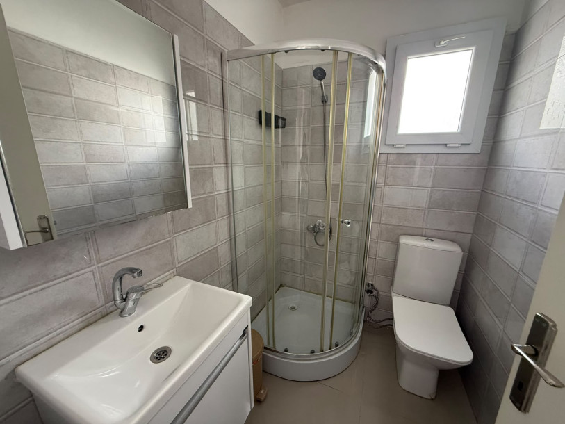 LEFKOŞA / GÖNYELİ MERKEZ – SATILIK EŞYALI 2+1 DAİRE-9