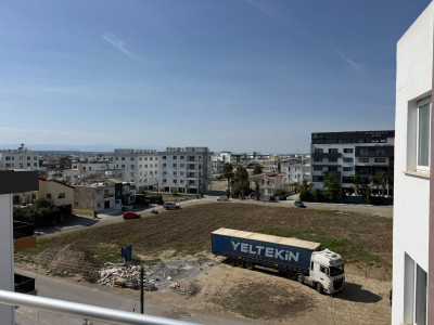 LEFKOŞA / GÖNYELİ MERKEZ – SATILIK EŞYALI 2+1 DAİRE-11