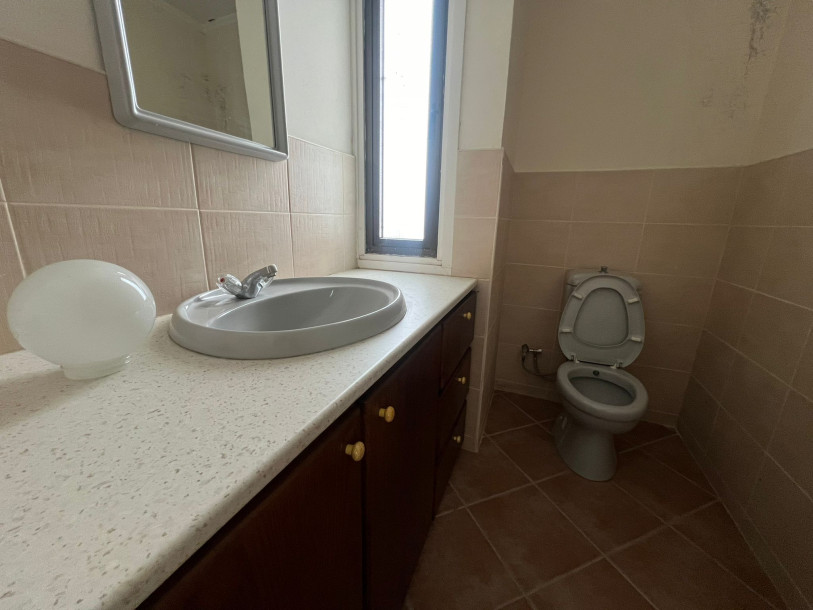 LEFKOŞA/ORTAKÖY MERKEZDE TİCARİ İZİNLİ BİRDEN FAZLA TİCARİ AMACA HİZMET EDEBİLECEK 4+1 KİRALIK DAİRE-12