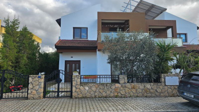 LEFKOŞA/GÖNYELİ' DE 3+1 KİRALIK VİLLA