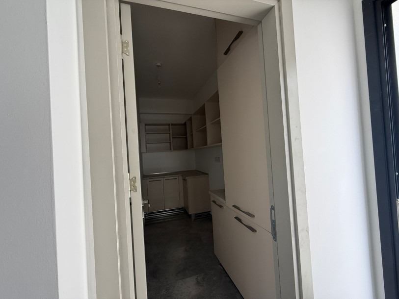 LEFKOŞA/GÖNYELİ MERKEZDE 3+1 SATILIK VİLLA-16