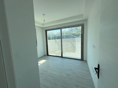 LEFKOŞA – HAMİTKÖY SATILIK 2+1 DAİRE-12