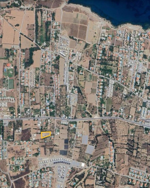 GİRNE/LAPTA'DA SATILIK ARSA-2