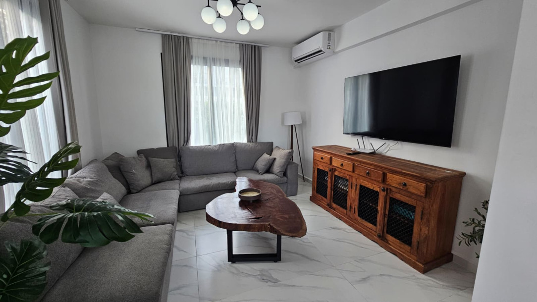 GİRNE/KARAOĞLANOĞLUNDA SATILIK HAVUZLU 4+1 VİLLA-9