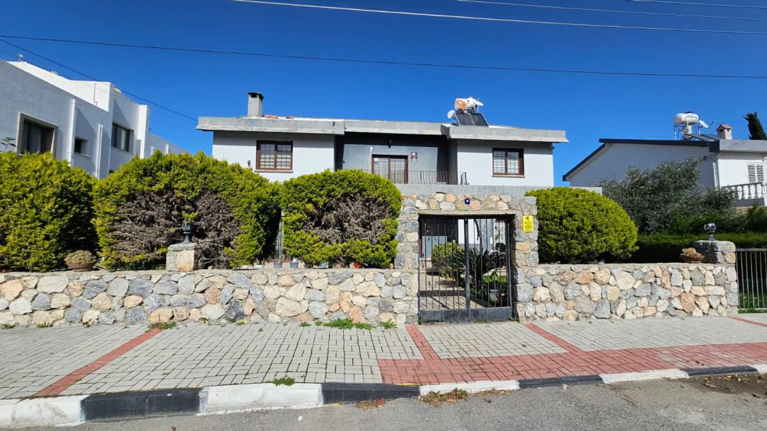 GİRNE/KARAOĞLANOĞLU S BÖLGESİNDE SATILIK MÜSTAKİL EV-1