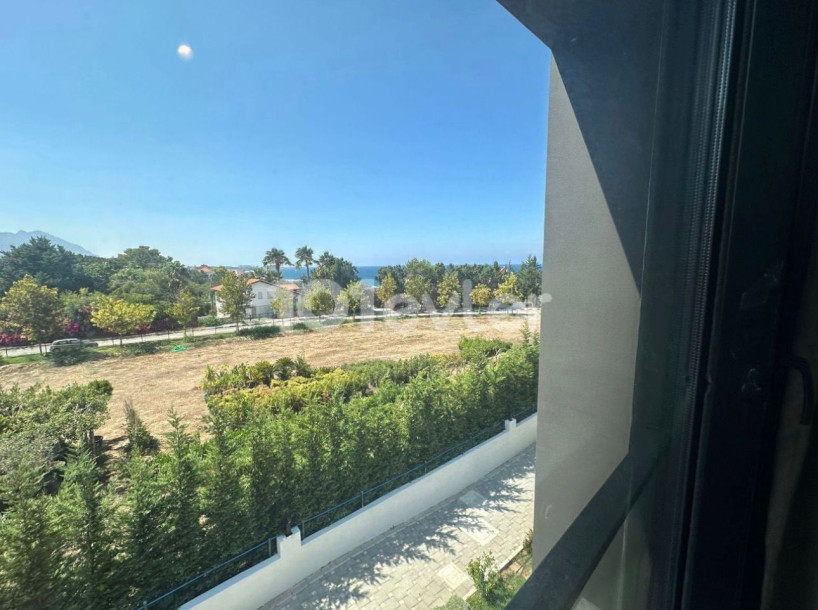 GİRNE KARAOĞLANOĞLU’NDA LÜKS RESIDENCE 3+1 KİRALIK DAİRE-12