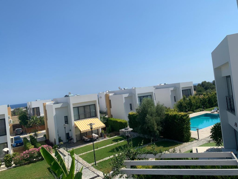 GİRNE/KARAOĞLANOĞLU – HAVUZLU SİTEDE KİRALIK 2+1 DAİRE-13