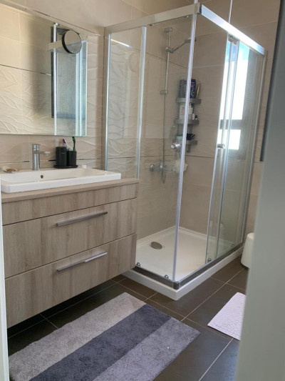 GİRNE/KARAOĞLANOĞLU – HAVUZLU SİTEDE KİRALIK 2+1 DAİRE-12
