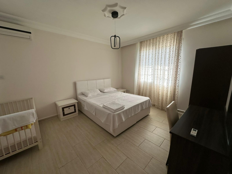 GİRNE/KARAOĞLANOĞLU'NDA KİRALIK 4+1 EŞYALI VİLLA-13