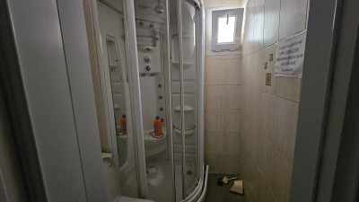 GİRNE/KARMİ GİRİŞİNDE ANAYOL ÜZERİNDE KİRALIK 5+1 VİLLA-16