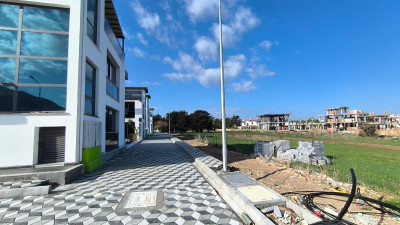 GİRNE/KARŞIYAKA'DA SATILIK 2+1 İKİZ VİLLA-5