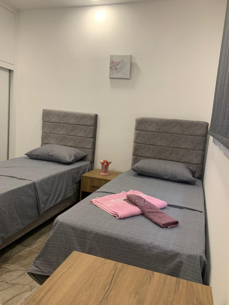 GİRNE /KARŞIYAKA'DA GÜNLÜK KİRALIK 3+1 DAİRE-4