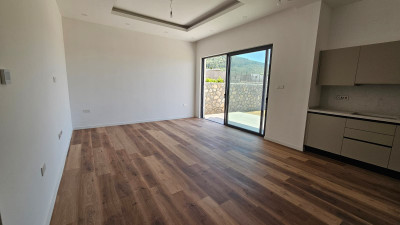 GİRNE/KARŞIYAKA AQUALINA RESIDENCE’TA SATILIK BAHÇELİ 2+1 LÜKS DAİRE | RESORT YAŞAM-8