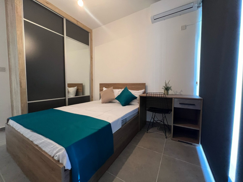 LEFKOŞA/KÜÇÜK KAYMAKLI'DA KİRALIK LÜKS 2+1 FUL EŞYALI PENTHOUSE-9