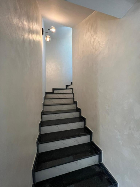 GİRNE MERKEZDE SATILIK 4+1 EŞYALI PENTHOUSE-14