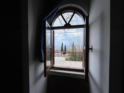GİRNE / BELLAPAIS GÜNLÜK KİRALIK 4+1 OTANTİK MÜSTAKİL EV-13