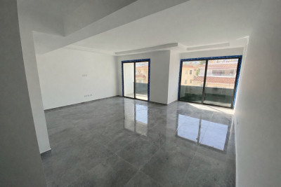 GİRNE MERKEZDE TÜRK KOÇANLI SATILIK SIFIR 1+1 DAİRELER-2