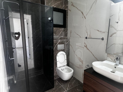 GİRNE LAPTA’DA SATILIK SIFIR 2+1 LÜKS DAİRE-14