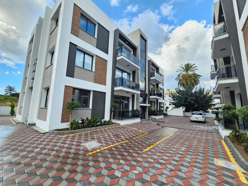 GİRNE / LAPTA’DA SATILIK 2+1 DAİRE-10