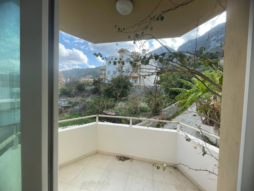 GİRNE/LAPTA'DA 3+1 SATILIK DAİRE-15