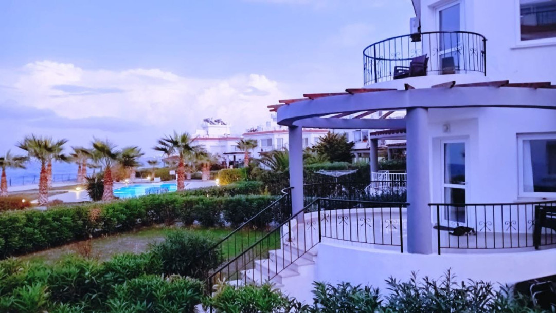 GİRNE/LAPTA’DA SATILIK BAHÇELİ 3+1 DAİRE-18