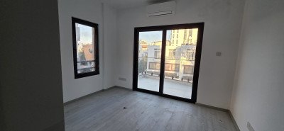 GİRNE LAVAŞ BÖLGESİNDE KİRALIK LÜKS 2+1 DAİRE-13
