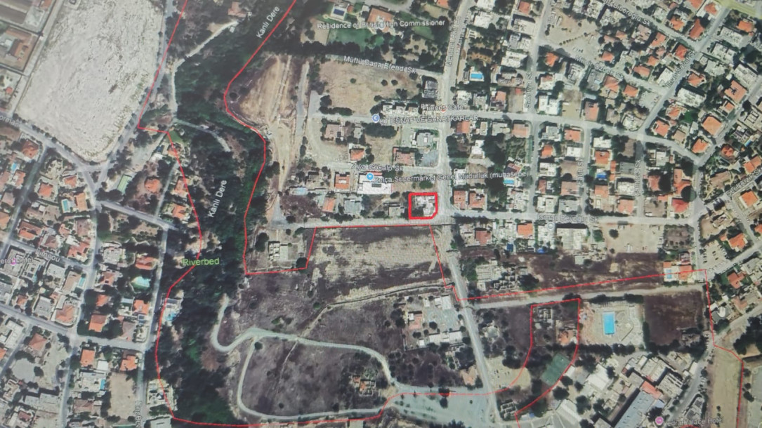 LEFKOŞA/KÖŞKLÜÇİFTLİK'TE TİCARİ İZİNLİ SATILIK ARAZİ-2