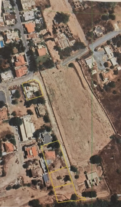 LEFKOŞA/KÖŞKLÜÇİFTLİK'TE TİCARİ İZİNLİ SATILIK ARAZİ