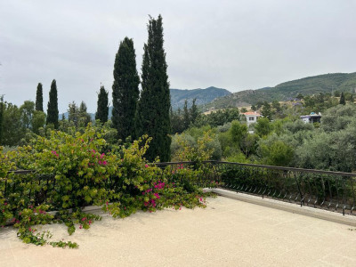 GİRNE EZİÇ PREMİER BÖLGESİNDE KİRALIK 6+1 EŞYALI VİLLA-8