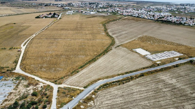 GAZİMAĞUSA/TUZLA'DA SATILIK 31 DÖNÜM ARSA-2