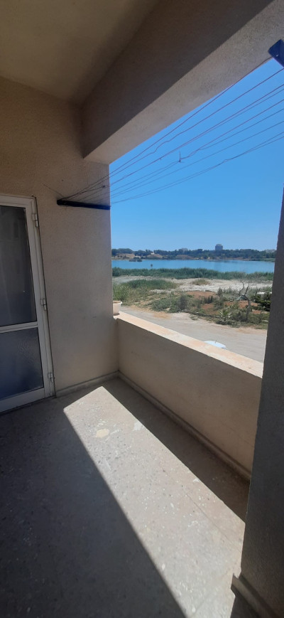 MAĞUSA – DAÜ ÇEMBERİ KİRALIK 1+1 DAİRE | DAÜ'YE 300 METRE-9
