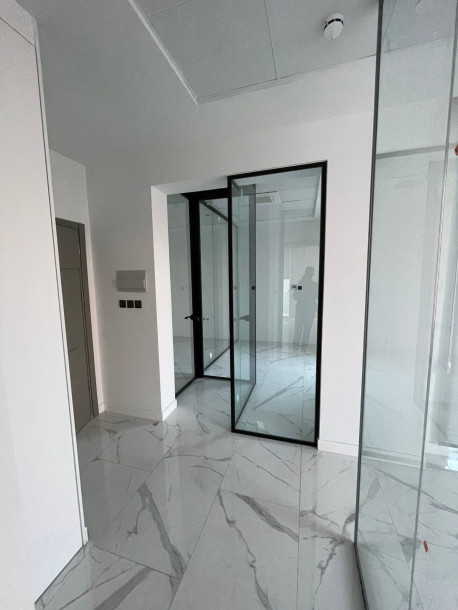 LEFKOŞA/YENİŞEHİR BİG CHEFS RESTAURANT BÖLGESİ KİRALIK TİCARİ İZİNLİ OFİS-8