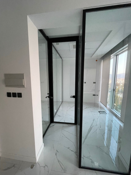 LEFKOŞA/YENİŞEHİR BİG CHEFS RESTAURANT BÖLGESİ KİRALIK TİCARİ İZİNLİ OFİS-7