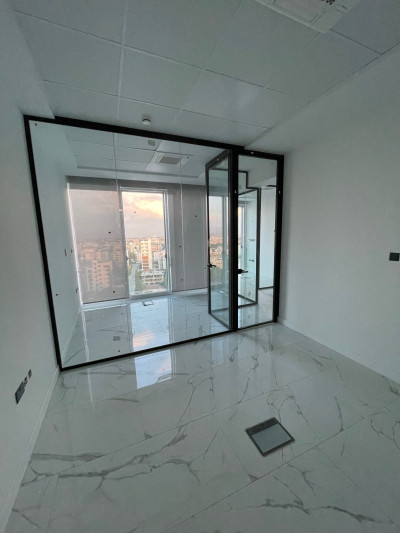 LEFKOŞA/YENİŞEHİR BİG CHEFS RESTAURANT BÖLGESİ KİRALIK TİCARİ İZİNLİ OFİS-6