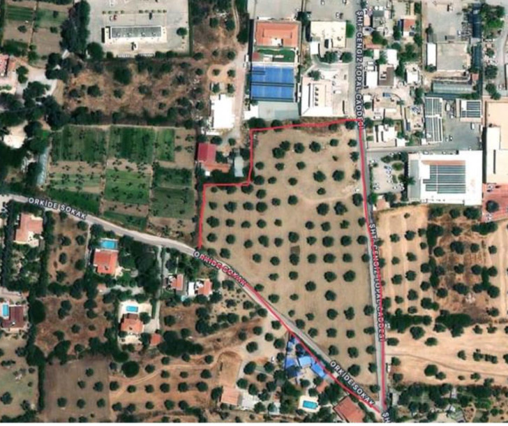 GİRNE/OZANKÖY'DE SATILIK TARLA-1