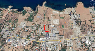 GİRNE/OZANKÖY'DE SATILIK DENİZ MANZARALI 8 DÖNÜM ARSA-2
