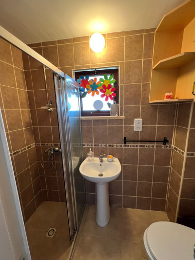 GİRNE OZANKÖY’DE HAVUZLU SİTEDE 2+1 LOFT KİRALIK DAİRE-12