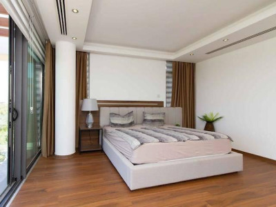 GİRNE OZANKÖY KİRALIK LÜKS 3+1 BAHÇELİ VİLLA-10