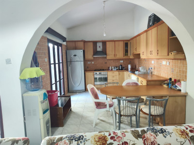 GİRNE/OZANKÖY'DE SATILIK 3+1 VİLLA-6