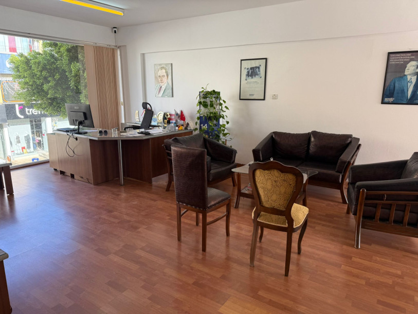 LEFKOŞA/TAŞINKÖY'DE SATILIK 90 M2 İŞYERİ-1