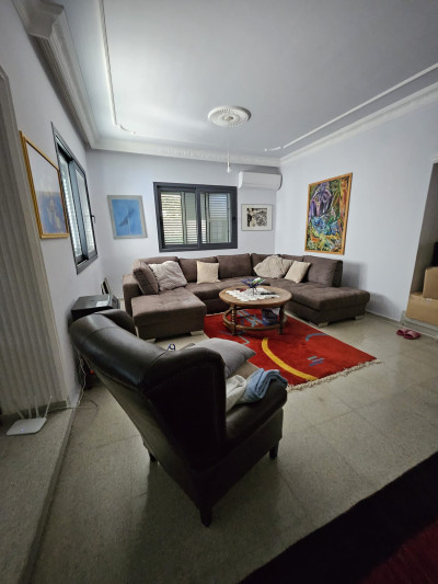 GİRNE/KARAOĞLANOĞLU'NDA SATILIK 4+1 VİLLA-13