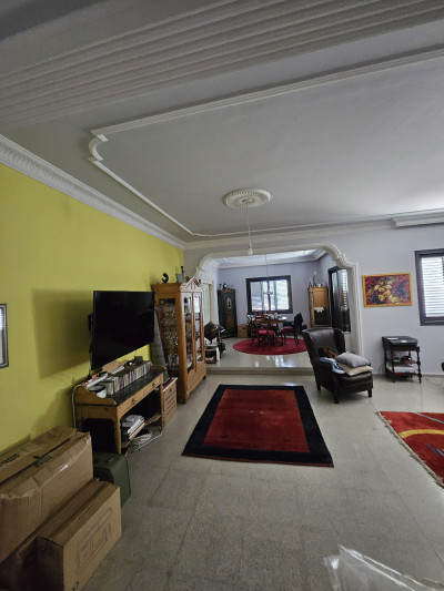 GİRNE/KARAOĞLANOĞLU'NDA SATILIK 4+1 VİLLA-11